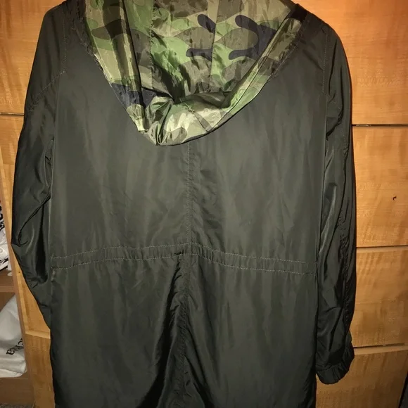 Time and Tru Green Camouflage Lined Jacket size 4-6 - Picture 3 of 4